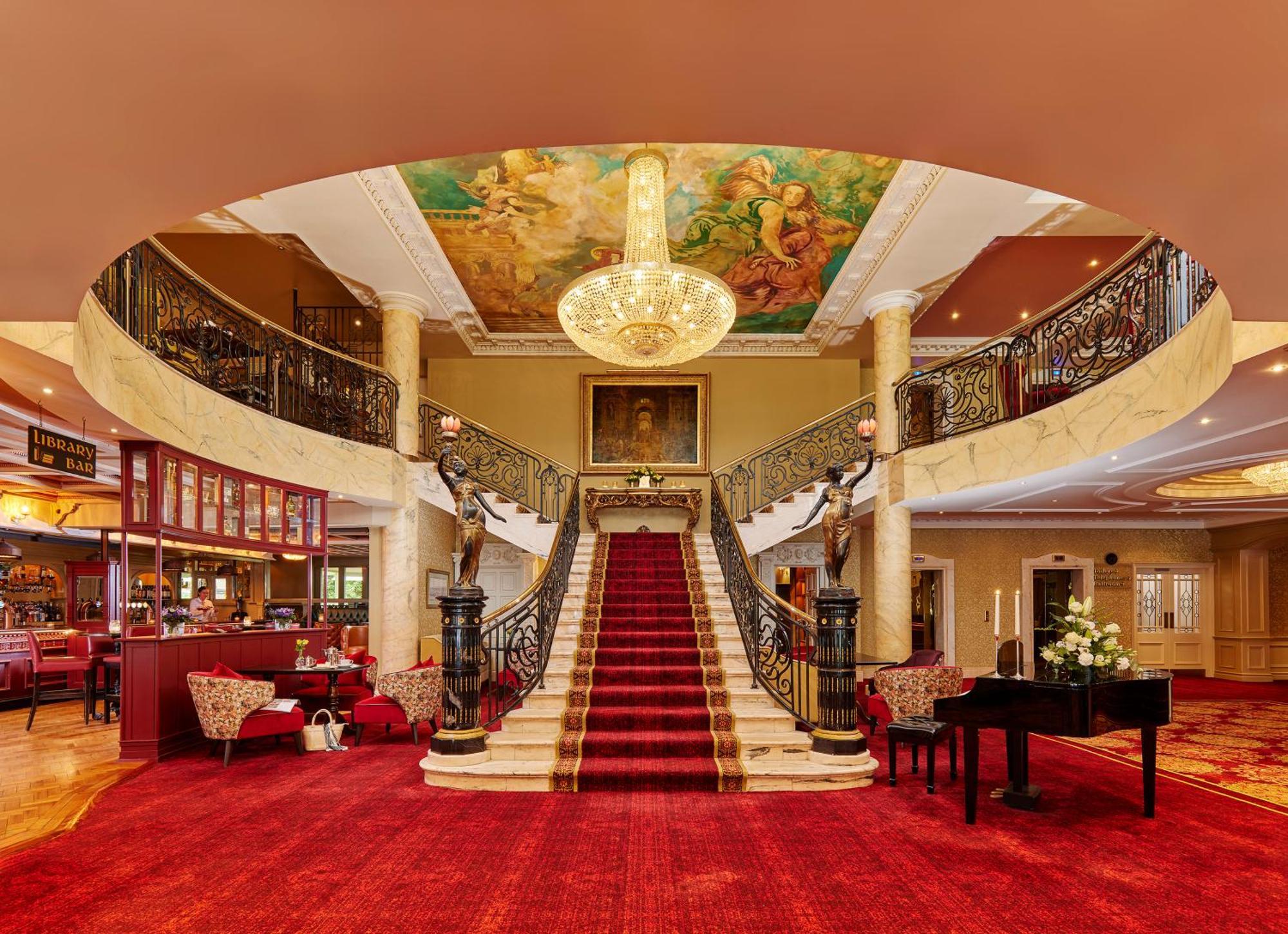 טולאמור Bridge House Hotel, Leisure Club & Spa מראה חיצוני תמונה