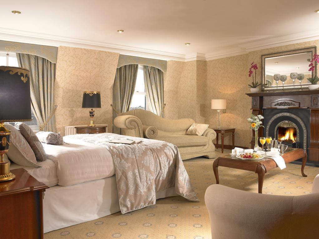 טולאמור Bridge House Hotel, Leisure Club & Spa מראה חיצוני תמונה